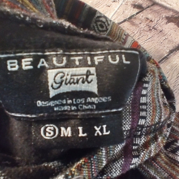 Beautiful Giant Aztec Southwest Print Hooded Shirt Small - Picture 3 of 9